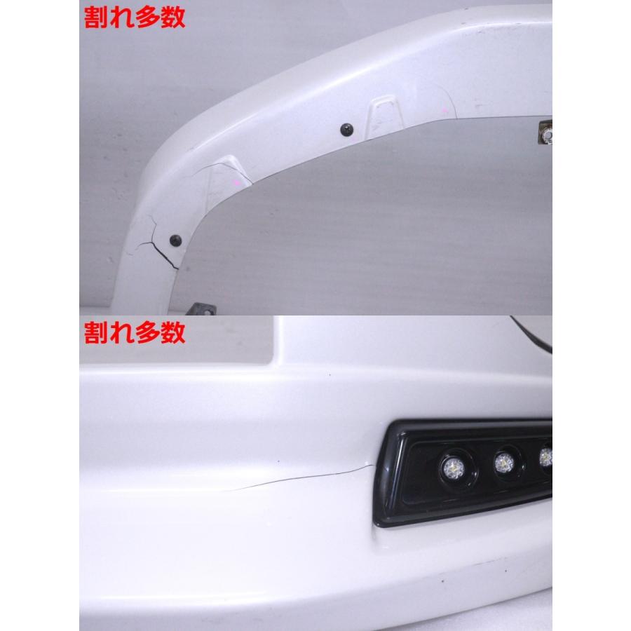 200系ハイエース 4型以降用　モデリスタスポイラーLED付き　純正品　　 58-1761☆モデリスタ Ver1 LED付☆200系 4型〜 ハイエース 標準
