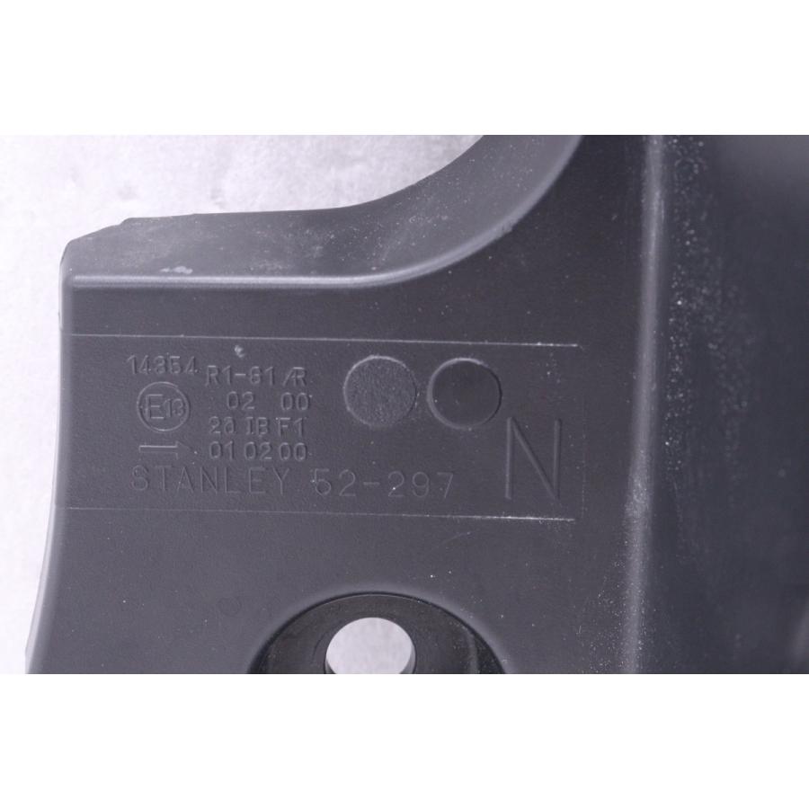 58-180☆【値下】美品 中期 LED NHP10 アクア☆右テールライト STANLEY