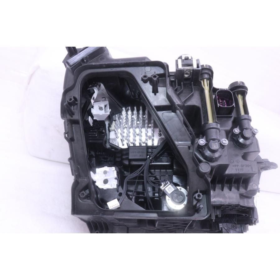 58-2093☆極上品☆LED F3 アウディ Q3☆左ヘッドライト 83A.941.033