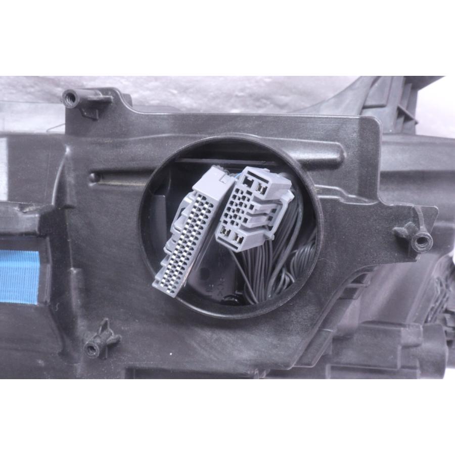 58-2096☆【値下】LED ZB ボルボ V60☆右ヘッドライト 32314156