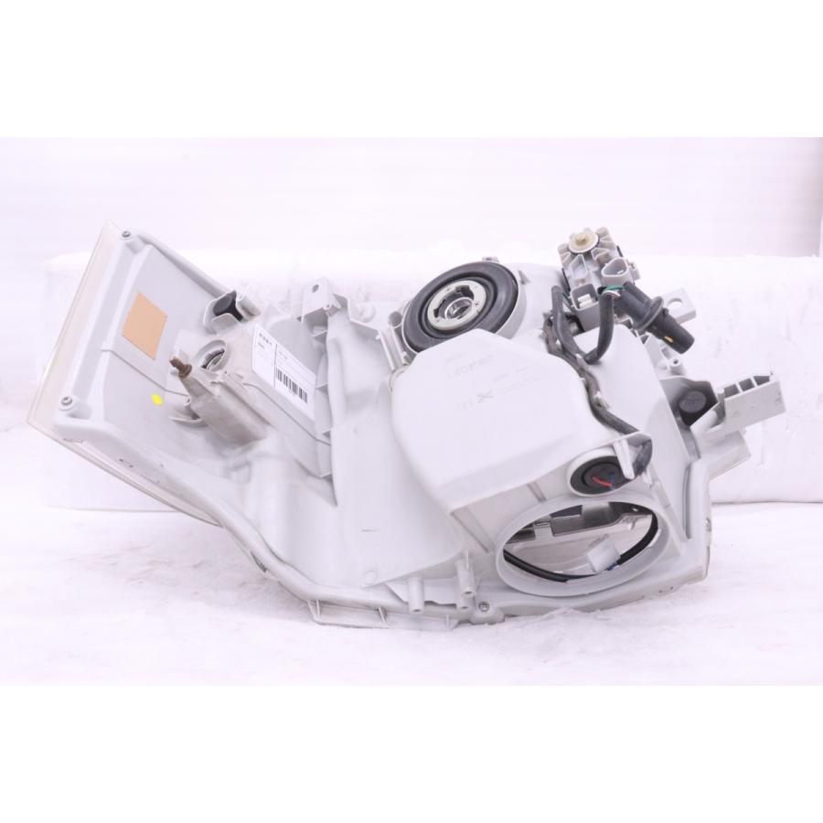 58-58☆美品☆4型~ LED 200系 ハイエース☆左ヘッドライト KOITO 26