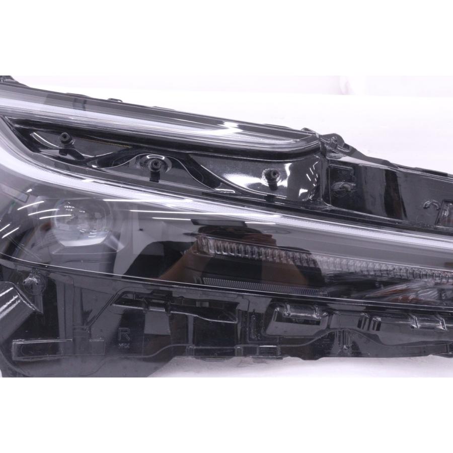 58-737☆LED ZVW60 プリウス☆右ヘッドライト KOITO 47-123 打刻:X