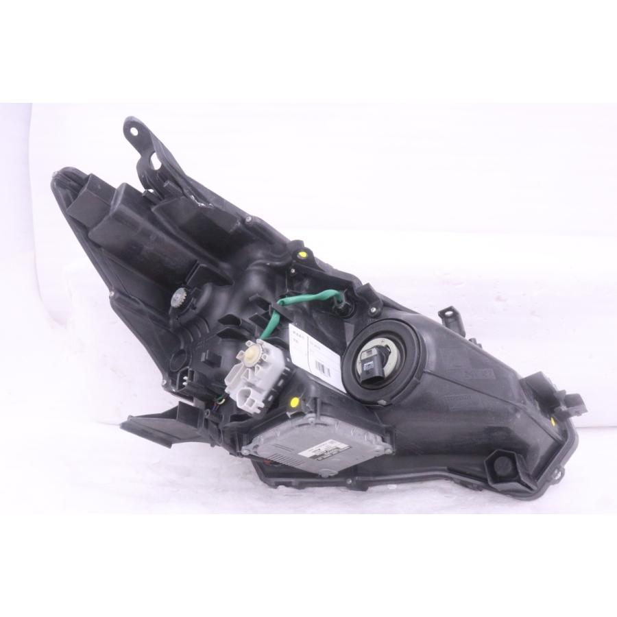 59-2476☆【値下】前期 LED ZVW40W プリウスα☆左ヘッドライト KOITO