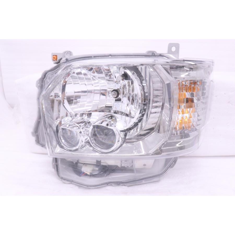 59-758☆極上品☆4型〜 LED 200 ハイエース☆左ヘッドライト ダーク 