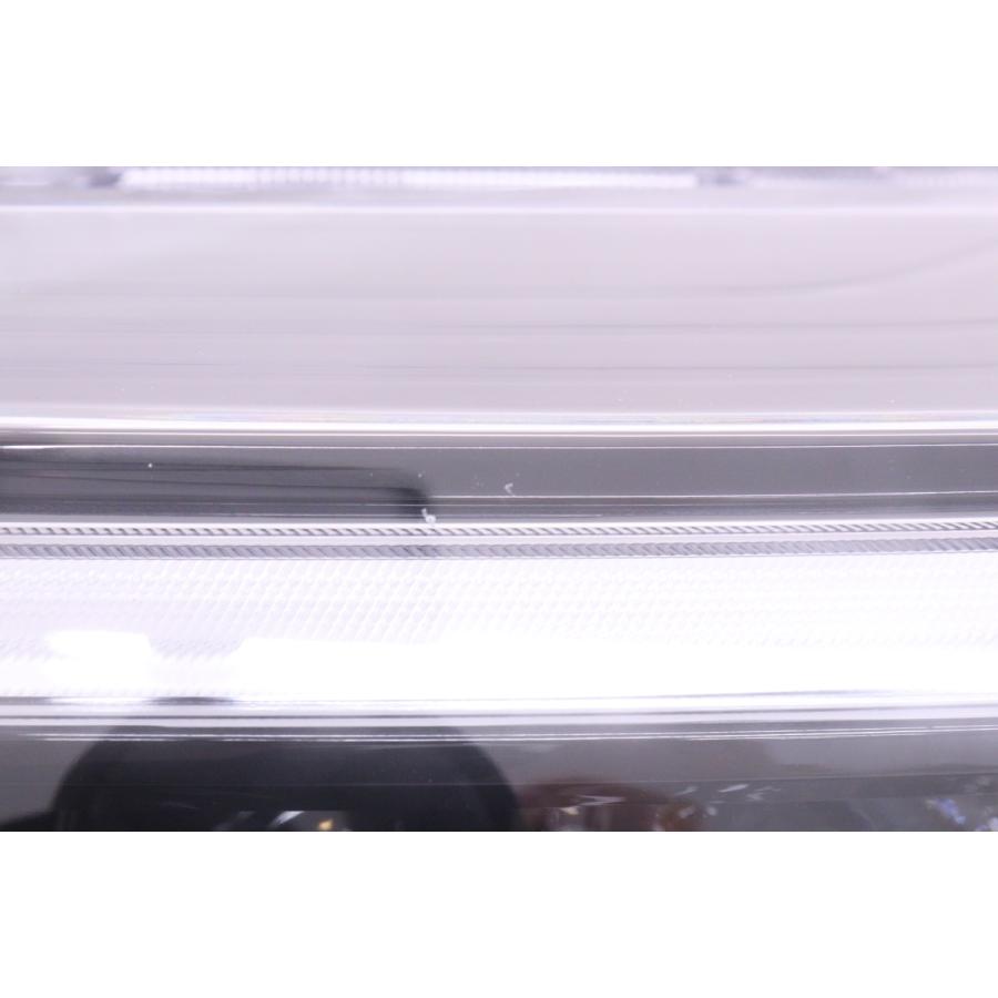 59-821☆美品☆LED MXPB10 ヤリスクロス☆左ヘッドライト KOITO 52-326