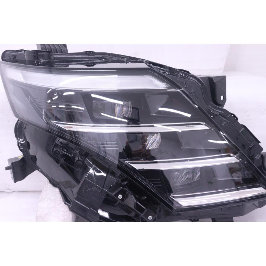 5X-1203☆【値下】美品☆LED C28 セレナ☆右ヘッドライト KOITO 100
