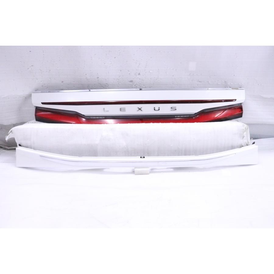 5X-1927☆美品 モデリスタ☆15 レクサスLM リアガーニッシュ