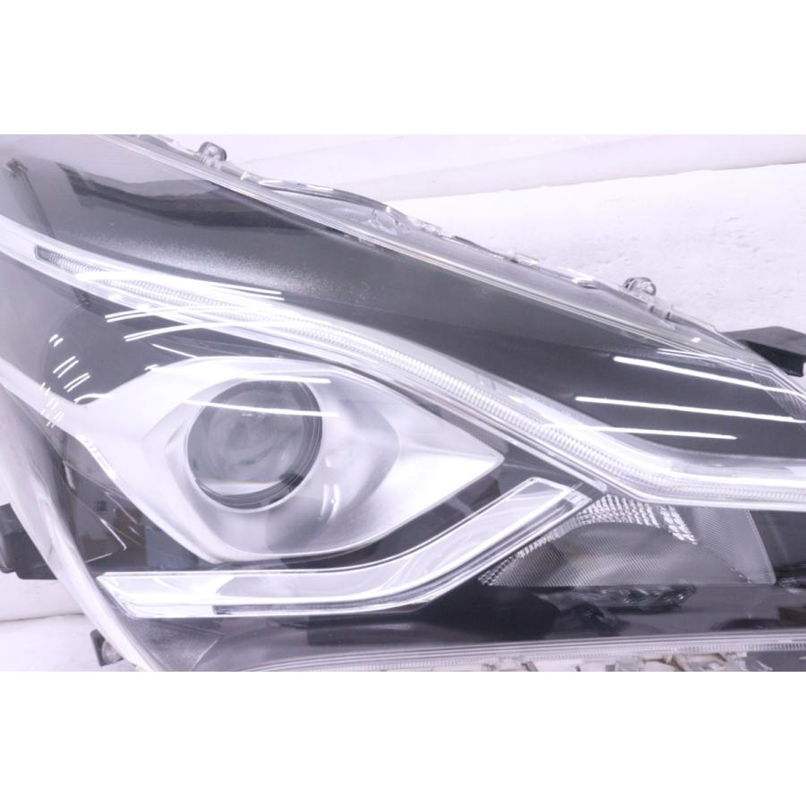 5X-2109☆美品 後期 LED NCP131 ヴィッツ☆右ヘッドライト GRスポーツ 