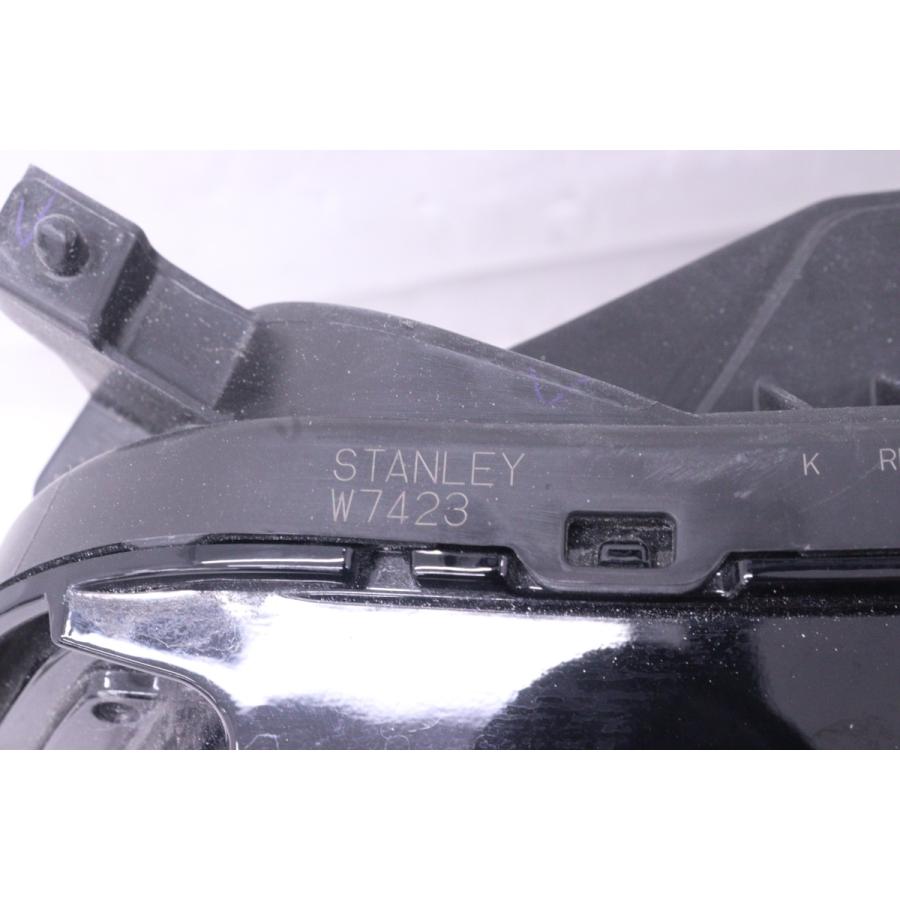 5X-2467★極上品★LED GT5 フリードeHEV★左ヘッドライト STANLEY W7423 打刻:J2 ASSY ブラック 純正★ ...