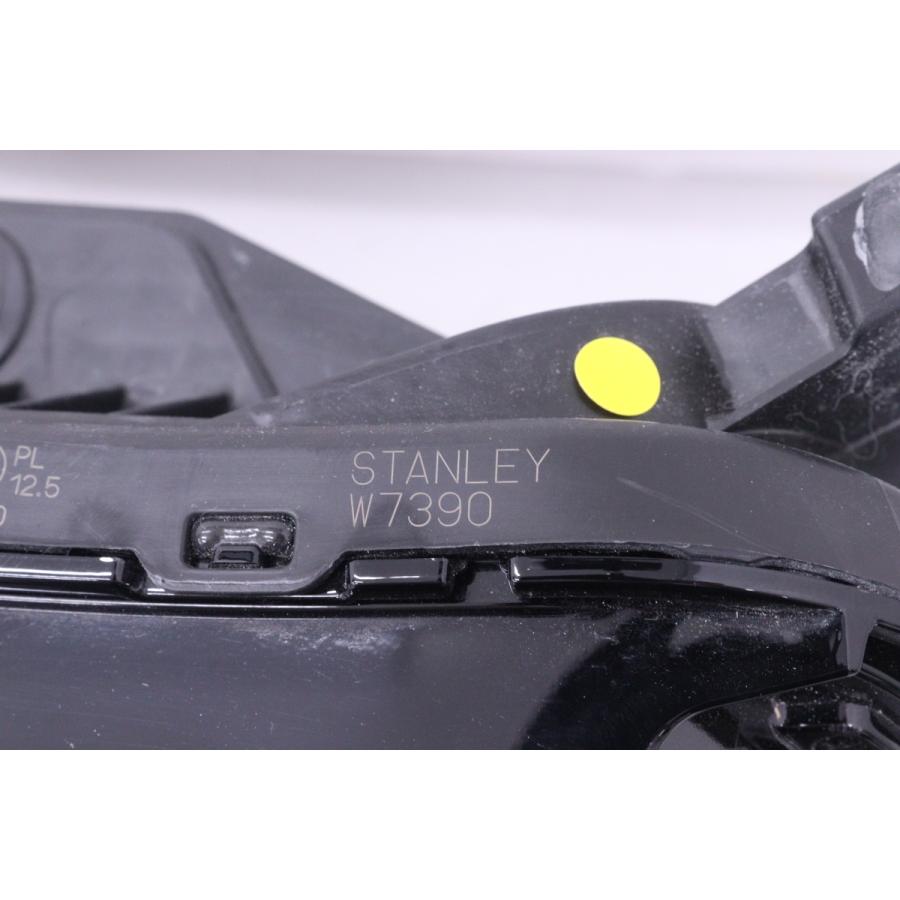 5X-762☆【値下】美品☆LED GT1 フリード☆右ヘッドライト STANLEY