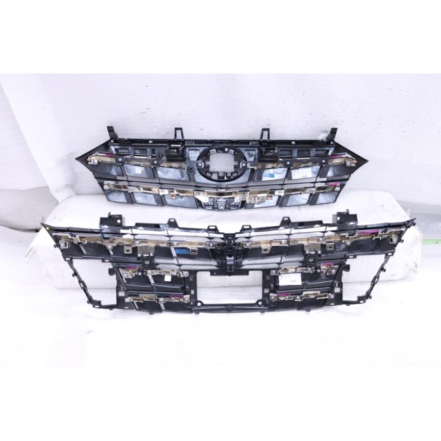 5X-883☆美品☆カメラ穴有 40 アルファード HV フロントグリル☆53111