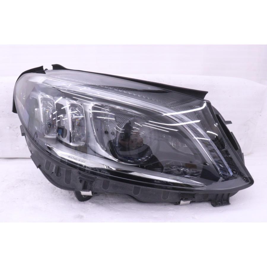ベンツ CクラスW205 後期 右ヘッドライト 中古 5Y-1145☆美品☆後期 LED W205 ベンツ Cクラス☆右ヘッドライト A205