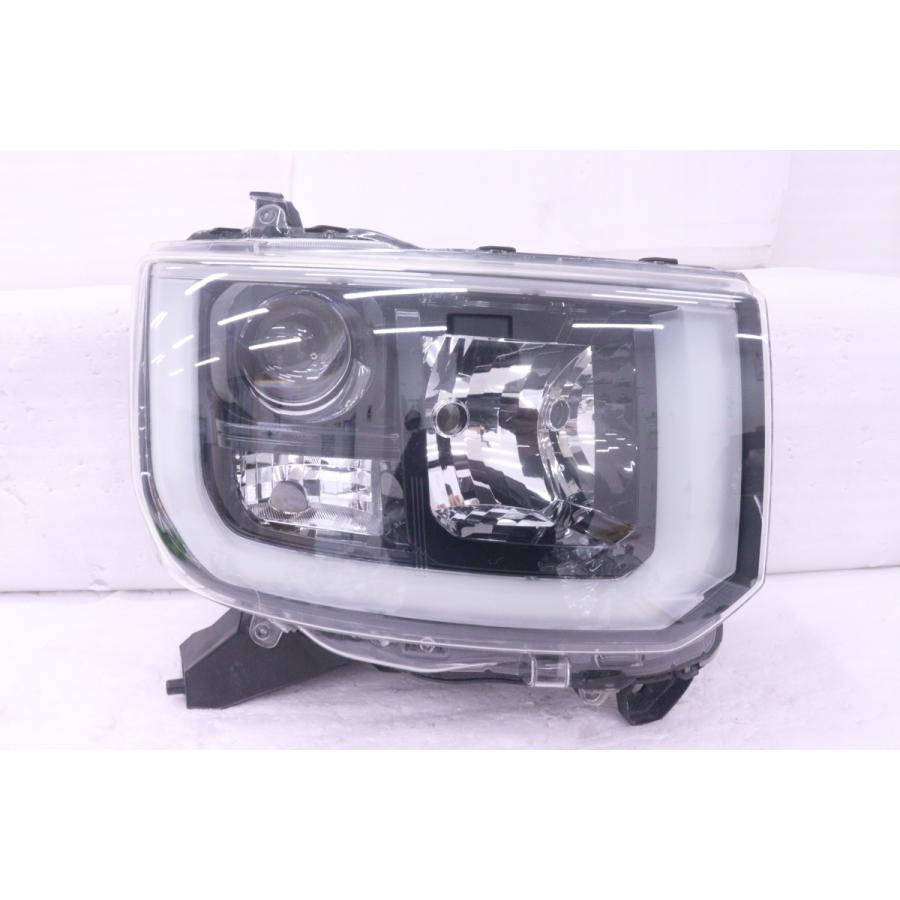5Y-1195☆美品 LED LA700S ウェイク☆右ヘッドライト STANLEY W2664 