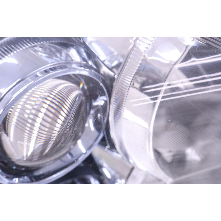 5Y-2026☆【値下】前期 LED ZVW40W プリウスα☆右ヘッドライト KOITO