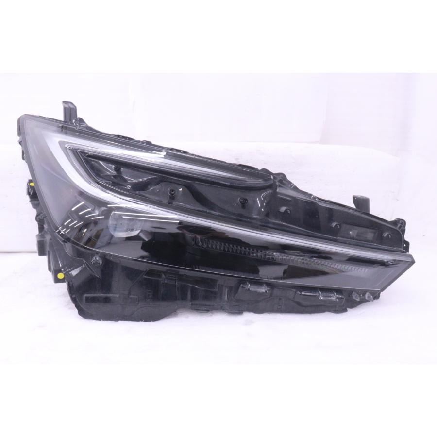 5Y-2192☆美品 LED ZVW60 プリウス☆右ヘッドライト KOITO 47-123 打刻