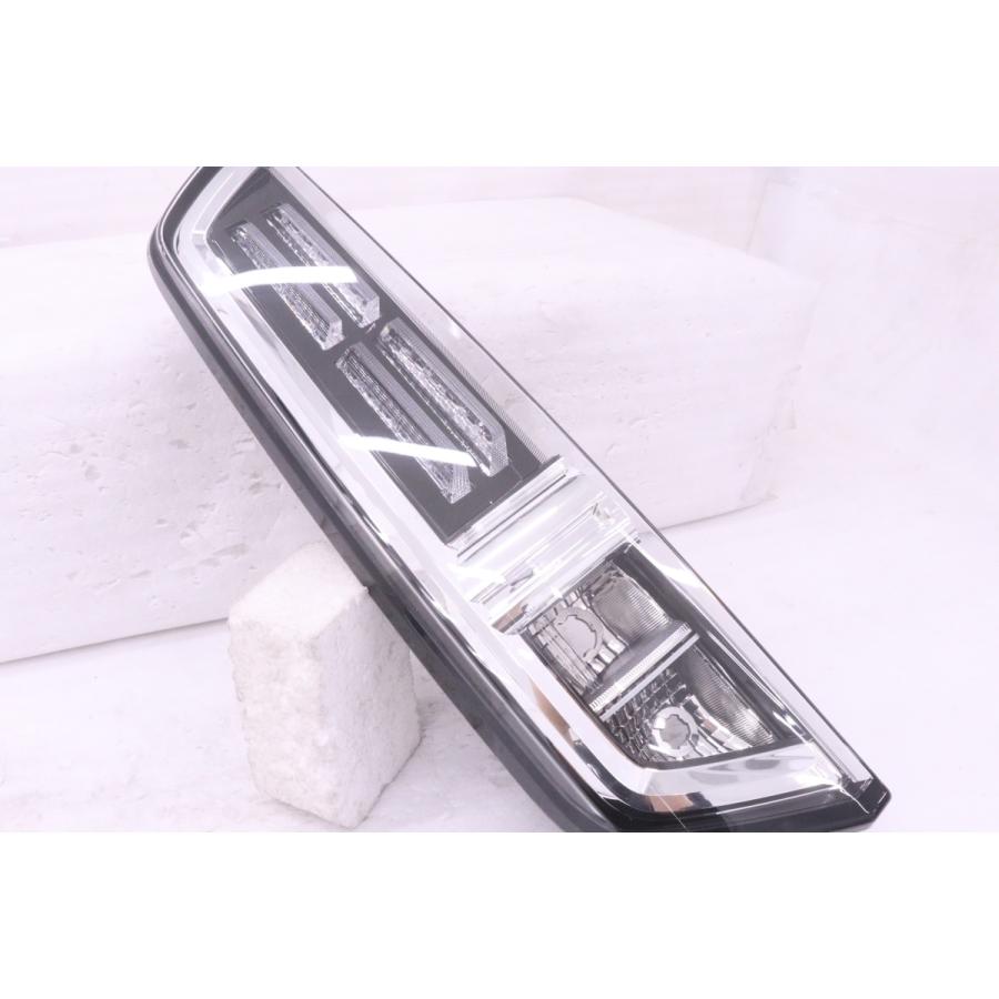 5Y-2425☆美品☆LED MK54S スペーシアカスタム☆左テールライト KOITO