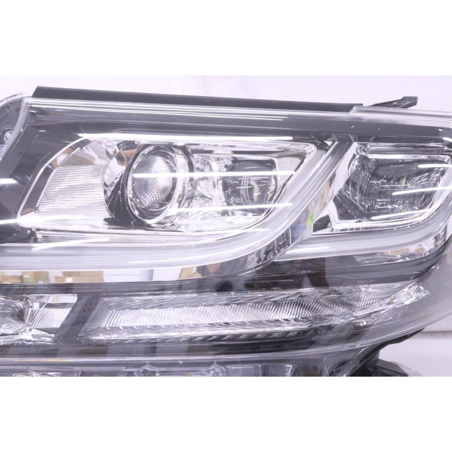 5Y-46☆前期 LED AGH30W アルファード☆左ヘッドライト S SA ICHIKOH 