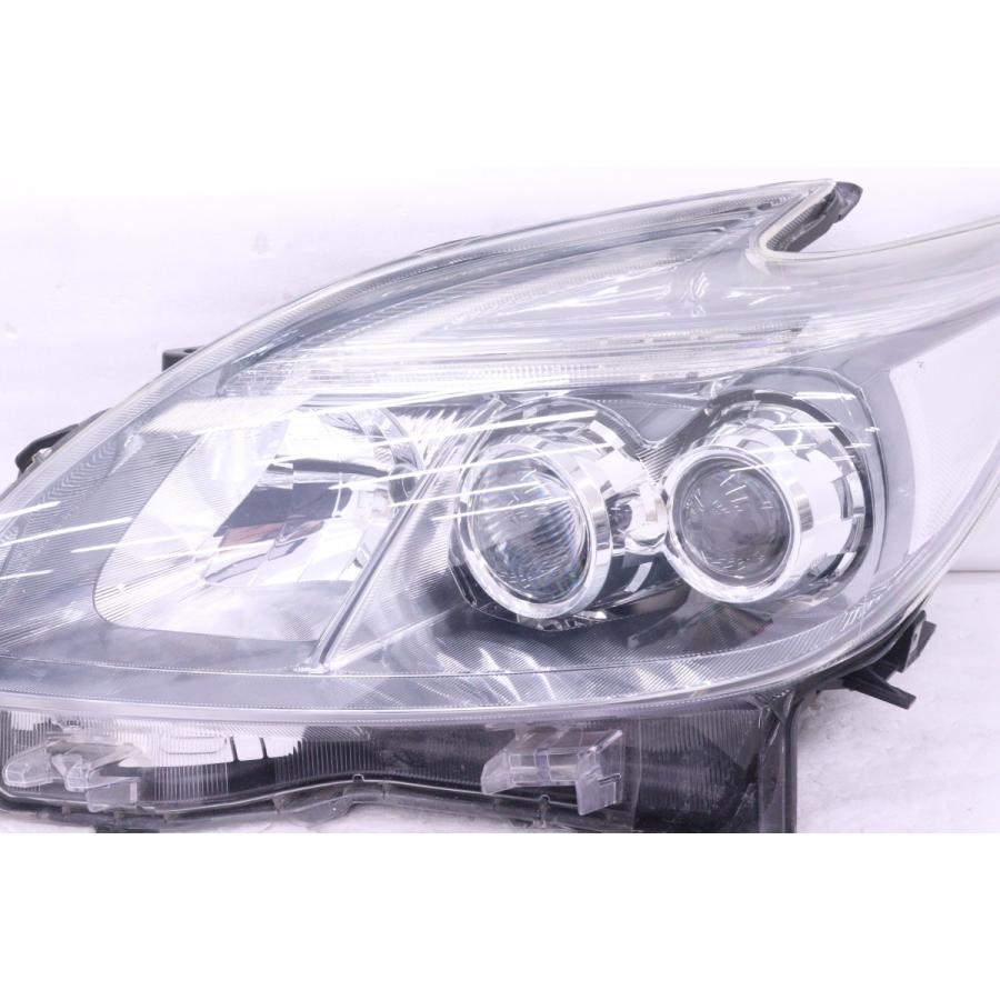 【美品】30系プリウス　ヘッドライトKOITO刻印あり　送料込み　左側 5Y-758☆後期 LED ZVW30 プリウス☆左ヘッドライト KOITO 47-49 打刻