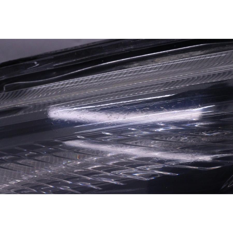 5Y-758☆後期 LED ZVW30 プリウス☆左ヘッドライト KOITO 47-49 打刻