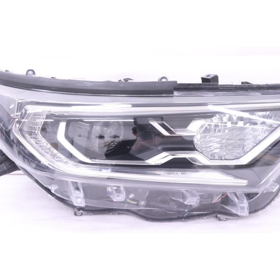 61-1184★美品 前期 LED AXAH52 RAV4ハイブリッド★右ヘッドライト STANLEY 42-95 打刻:M ユニット ブラック 純正★トヨタ (RO)_1