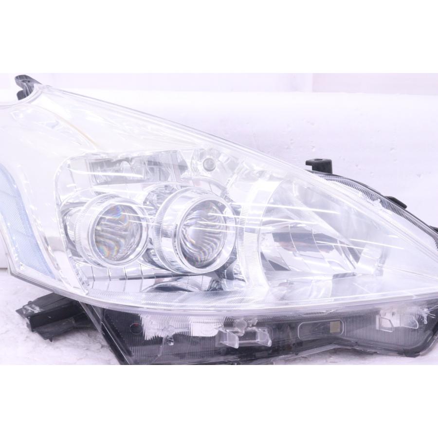61-170☆【値下】中期 LED ZVW40W プリウスα☆右ヘッドライト KOITO 47 