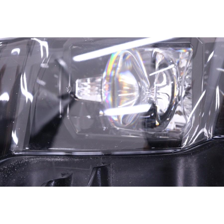 61-1844☆美品☆LED ZVW52 プリウスPHV☆左右ヘッドライト KOITO 47-91