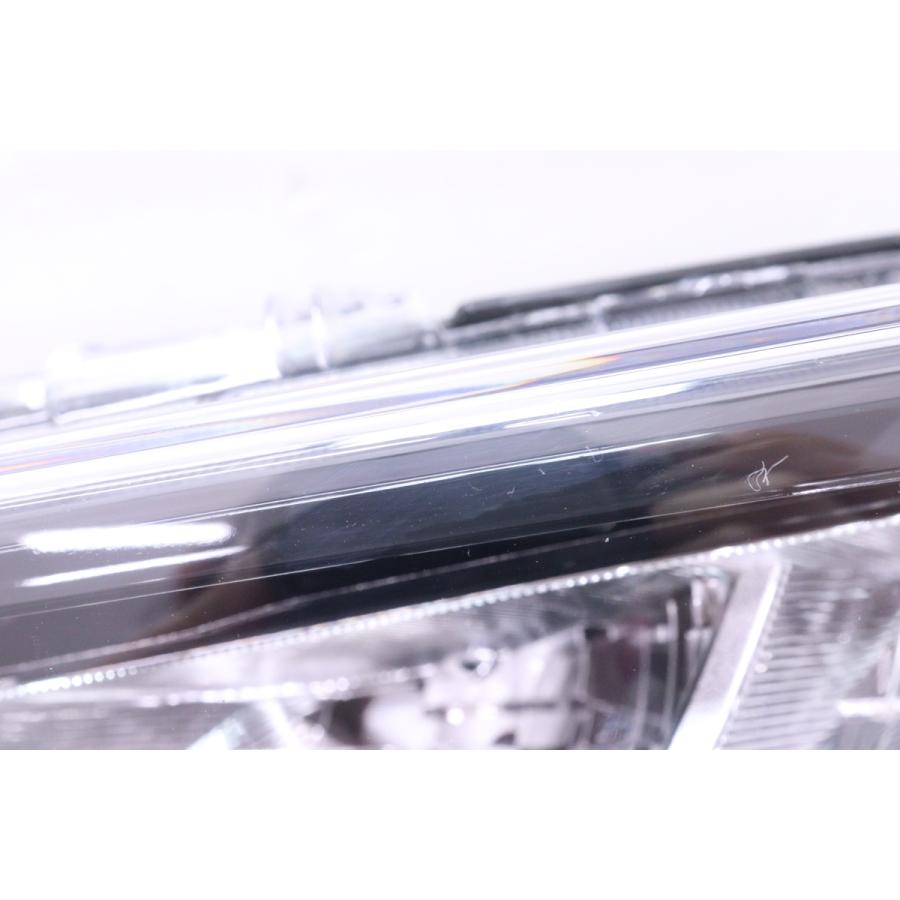61-21☆極上品☆LED ZRE212 カローラ ツーリング☆左右ヘッドライト