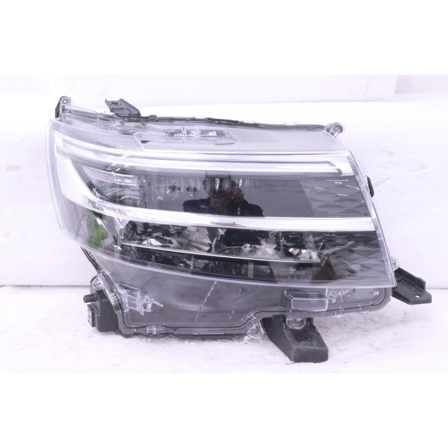 61-2607☆美品☆後期 LED LA650S タントカスタム☆右ヘッドライト