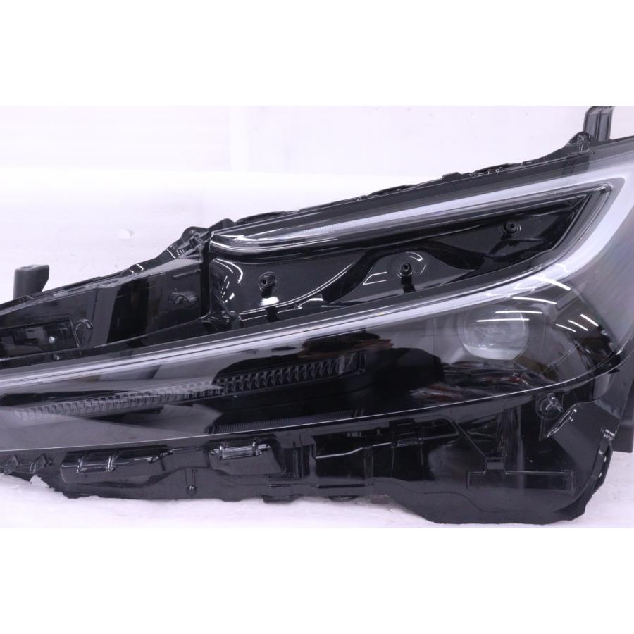 61-49☆美品 LED ZVW60 プリウス☆左ヘッドライト KOITO 47-123 打刻:X
