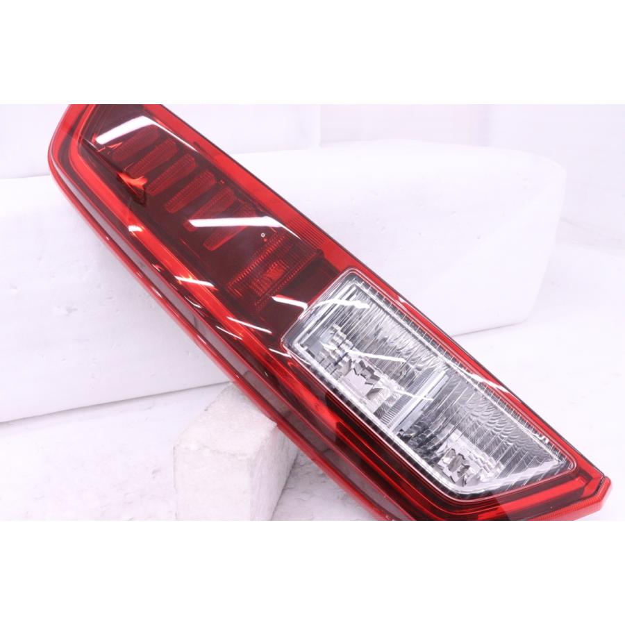 61-520☆美品☆LED MK94S スペーシア☆左テールライト KOITO 220-593DM 