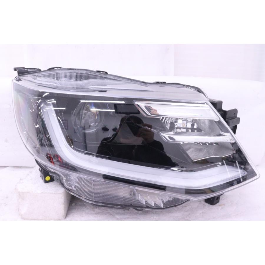 61-566☆【値下】美品☆LED MA37S ソリオ☆右ヘッドライト KOITO 100