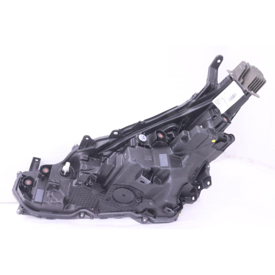 61-927☆美品 LED ZVW60 プリウス☆右ヘッドライト KOITO 47-123 打刻