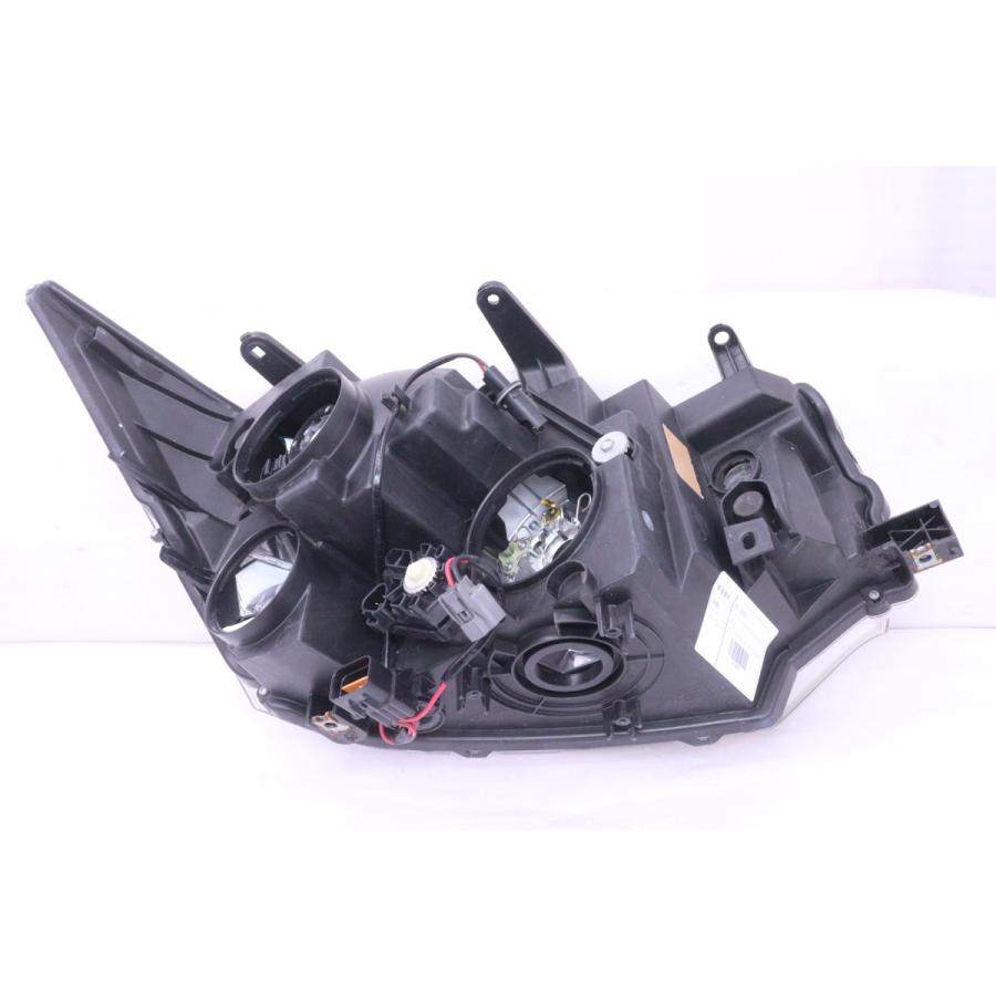 61-959☆前期 HID CV1W デリカD5☆左ヘッドライト KOITO 100-87918