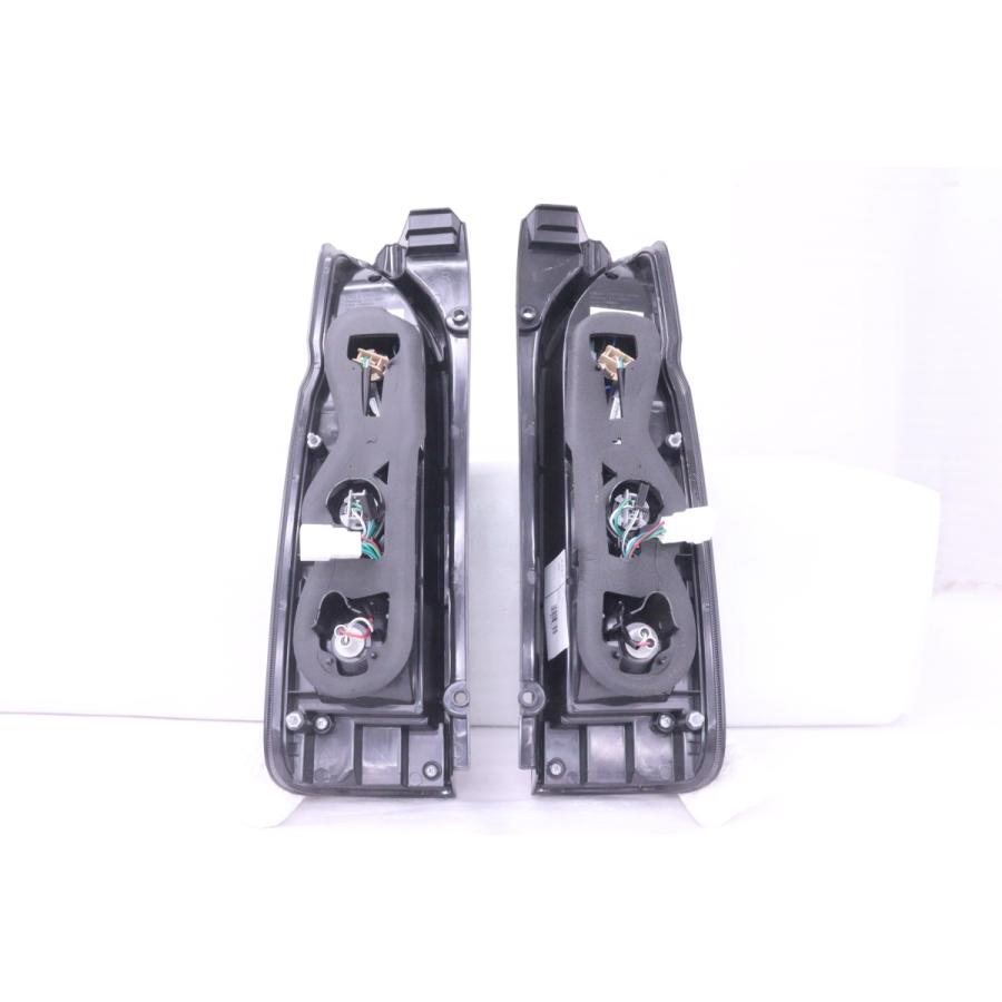 62-1011☆415COBRA LED 200 ハイエース☆左右テールライト EAGLEEYES