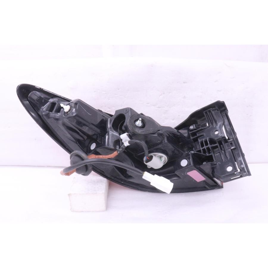 62-2066☆LED KH5P CX-60☆右テールライト STANLEY W6078 打刻:HI/Z/Z