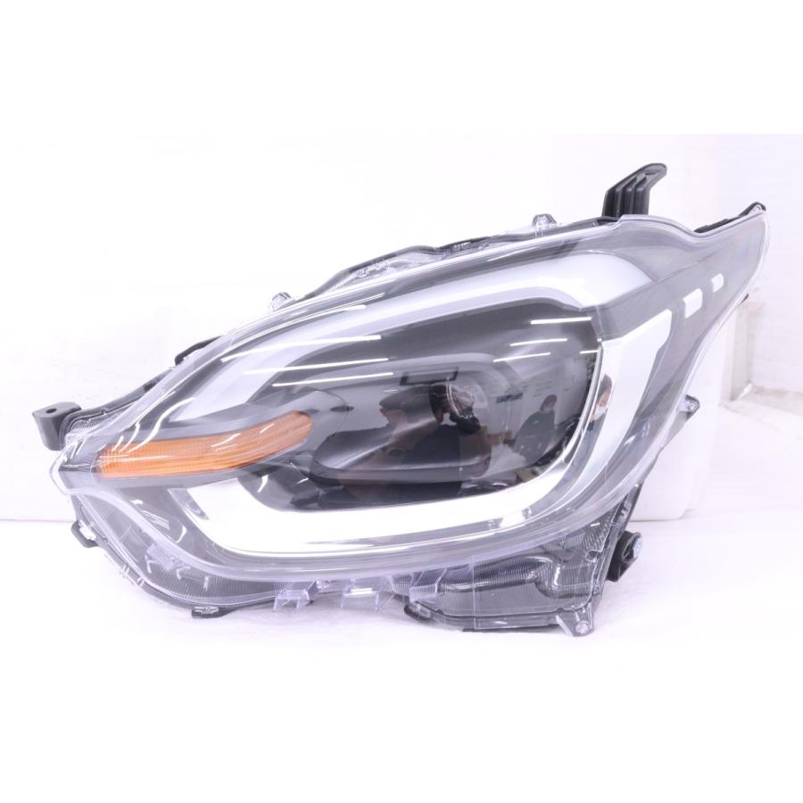 63-1239☆美品☆LED MXPC10G シエンタ☆左ヘッドライト KOITO 52-340