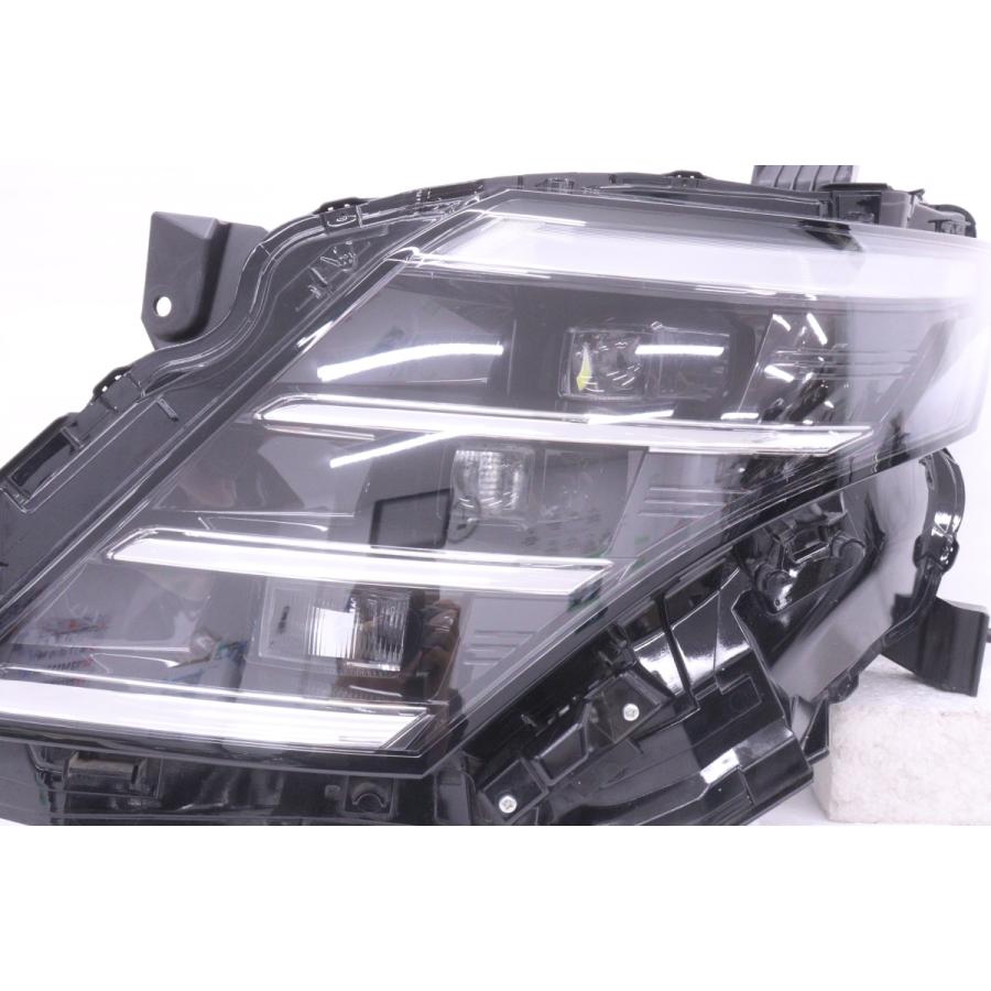 C28セレナヘッドライト26060-7DA0A26010-7DA0A刻印C BG 63-1358☆美品☆LED C28 セレナ☆左ヘッドライト KOITO 100-2379Y 打刻