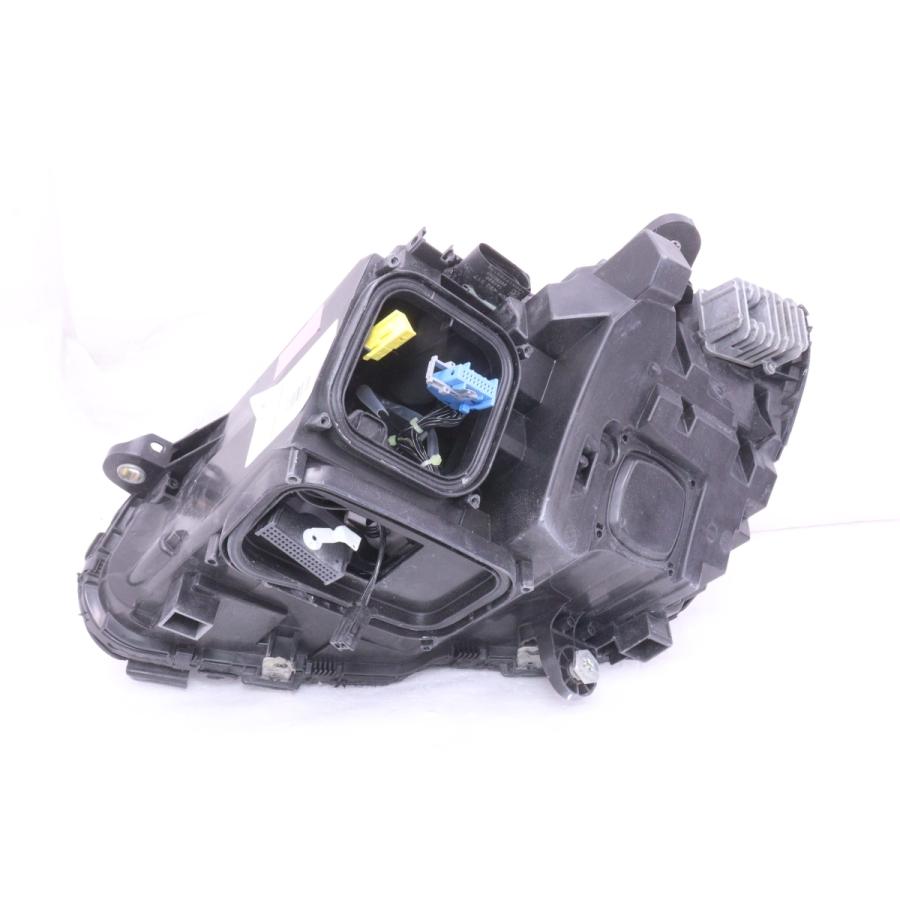 63-1897☆前期 LED W205 ベンツCクラス☆右ヘッドライト A 205 906 07
