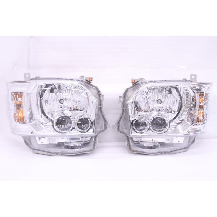 64-1159☆新車外し☆4型~ LED 200 ハイエース☆左右ヘッドライト KOITO