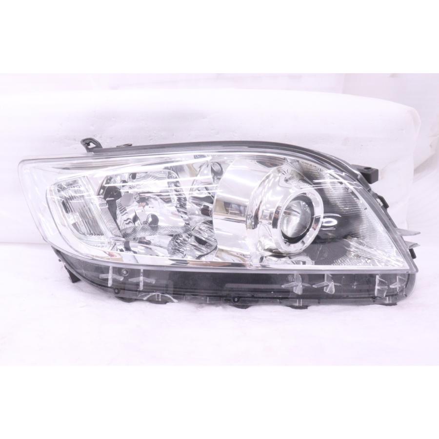 64-2119☆美品☆前期 HID ACA33W ヴァンガード☆右ヘッドライト