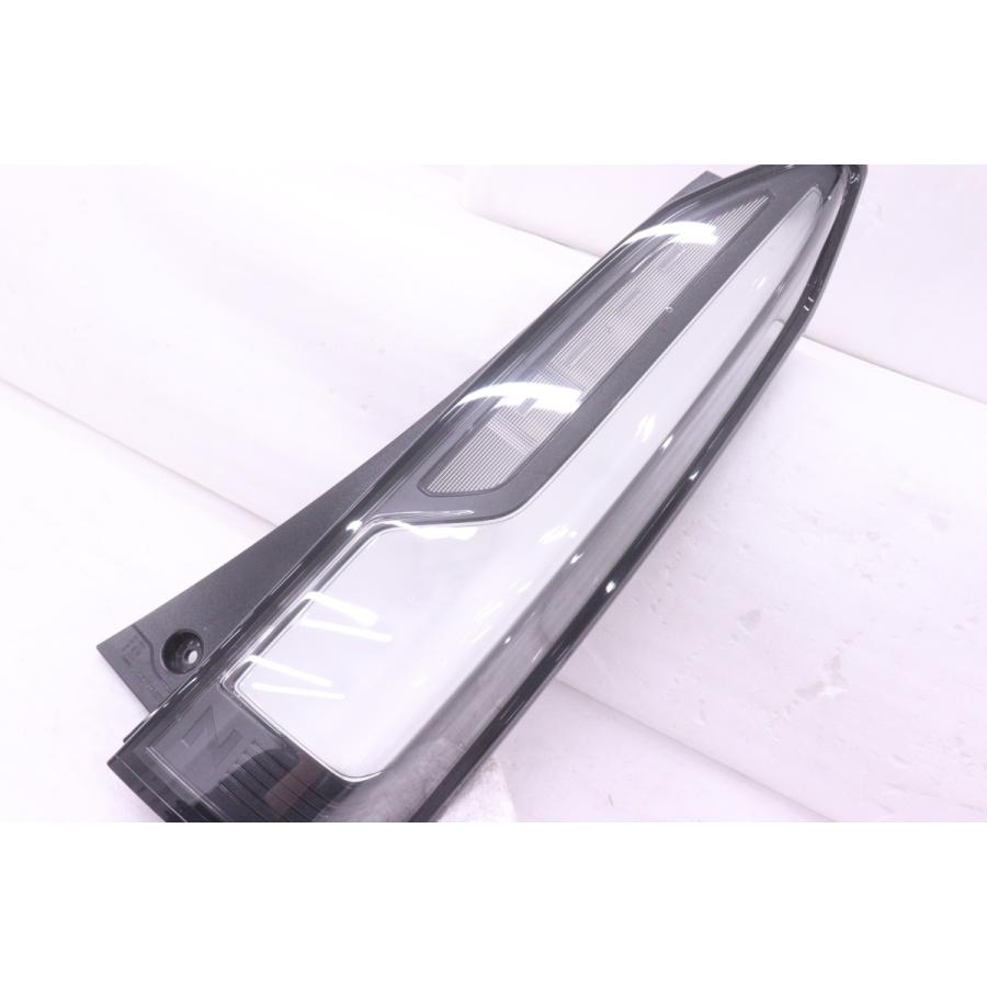 65-2267☆美品 LED JF5 N-BOXカスタム☆右テールライト ICHIKOH D318