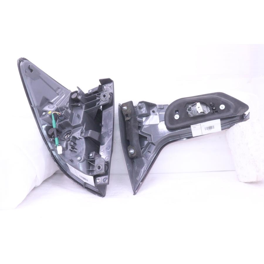 65-607☆美品☆後期 LED RU1 ヴェゼル RS☆右テールライトセット KOITO