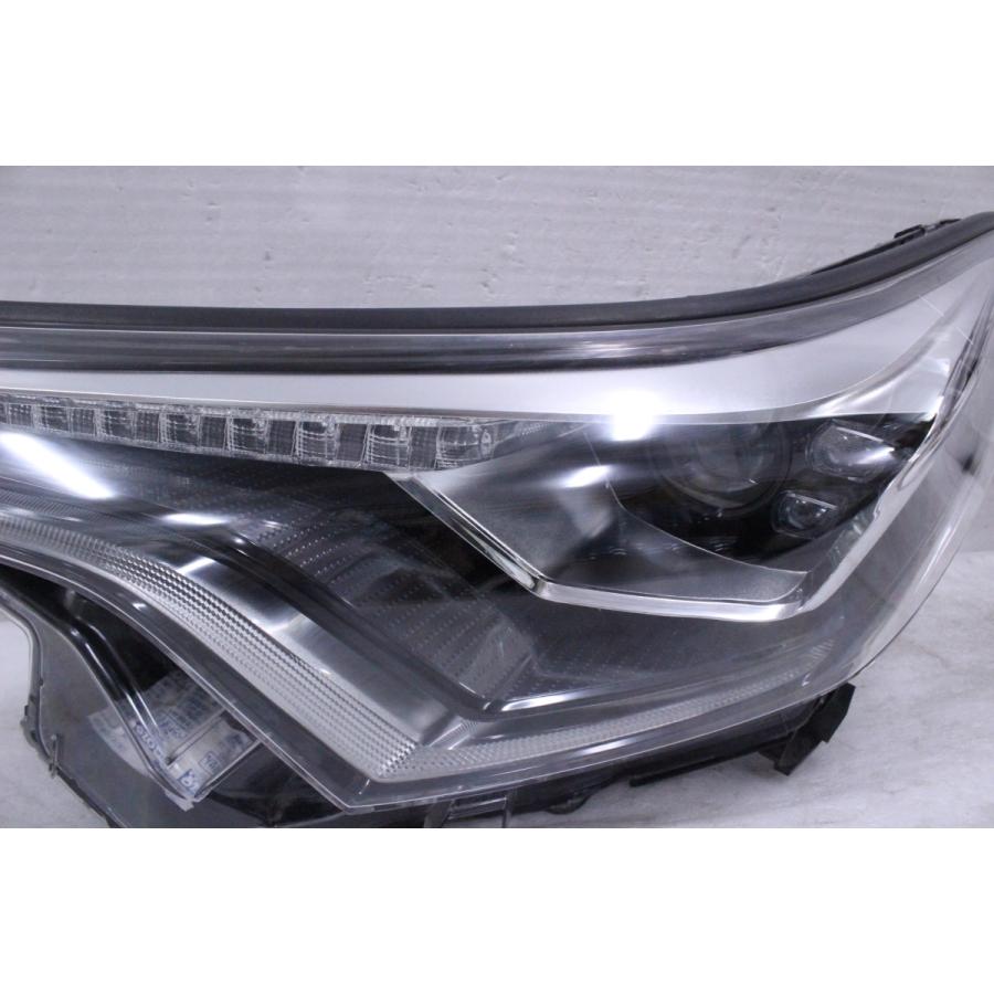 C-HR 92-922-U☆美品 前期☆LED ZYX10 NGX50 C-HR☆左ヘッドライト 