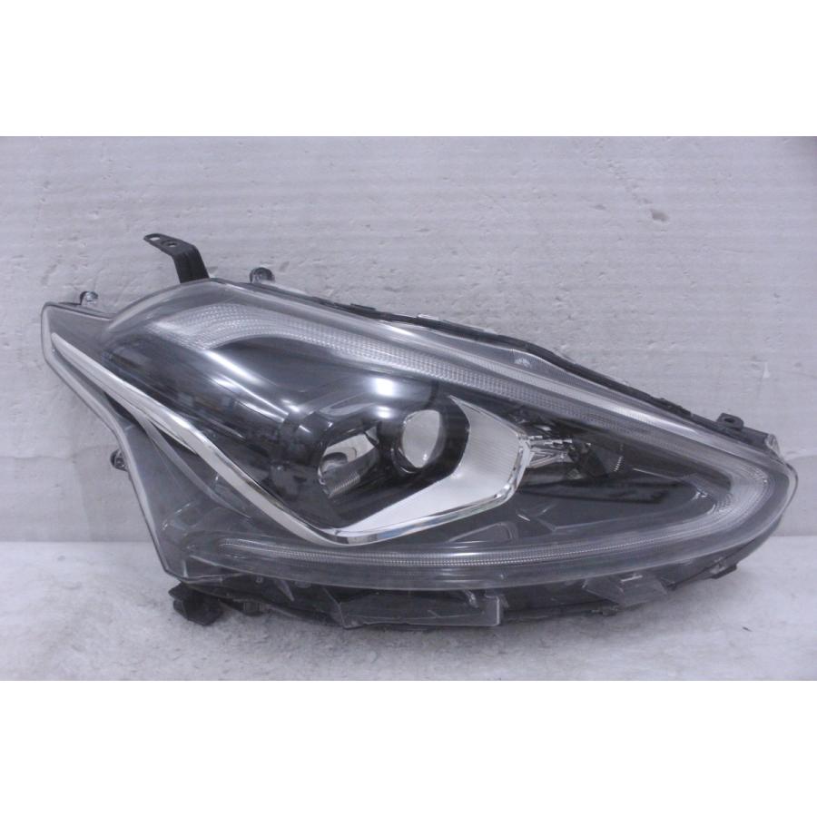 シエンタ(車) 93-1781-E☆美品 LED NSP170 シエンタ HV☆右ヘッド 