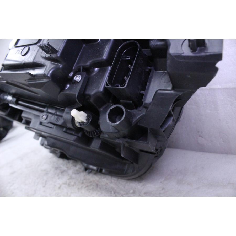 ボルボ（VOLVO） 94-23-G☆【値下】LED PB系 V90 S90☆右ヘッドライト