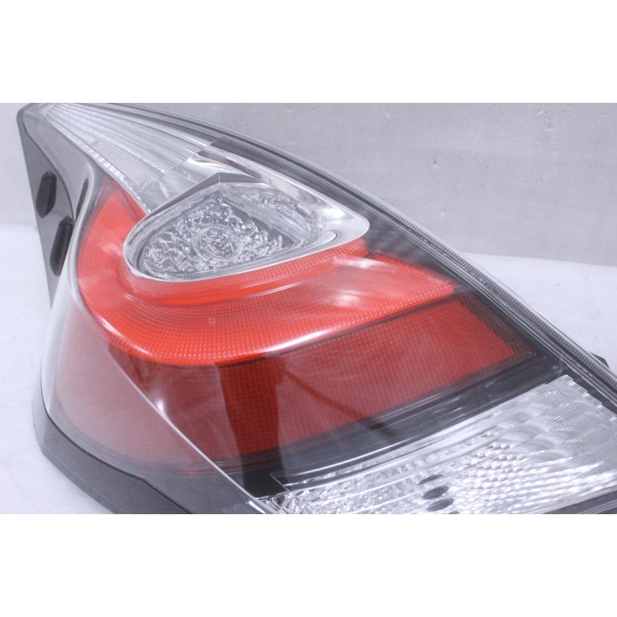 アクア 95-565☆【値下】美品 後期 NHP10 アクア☆左テールライト