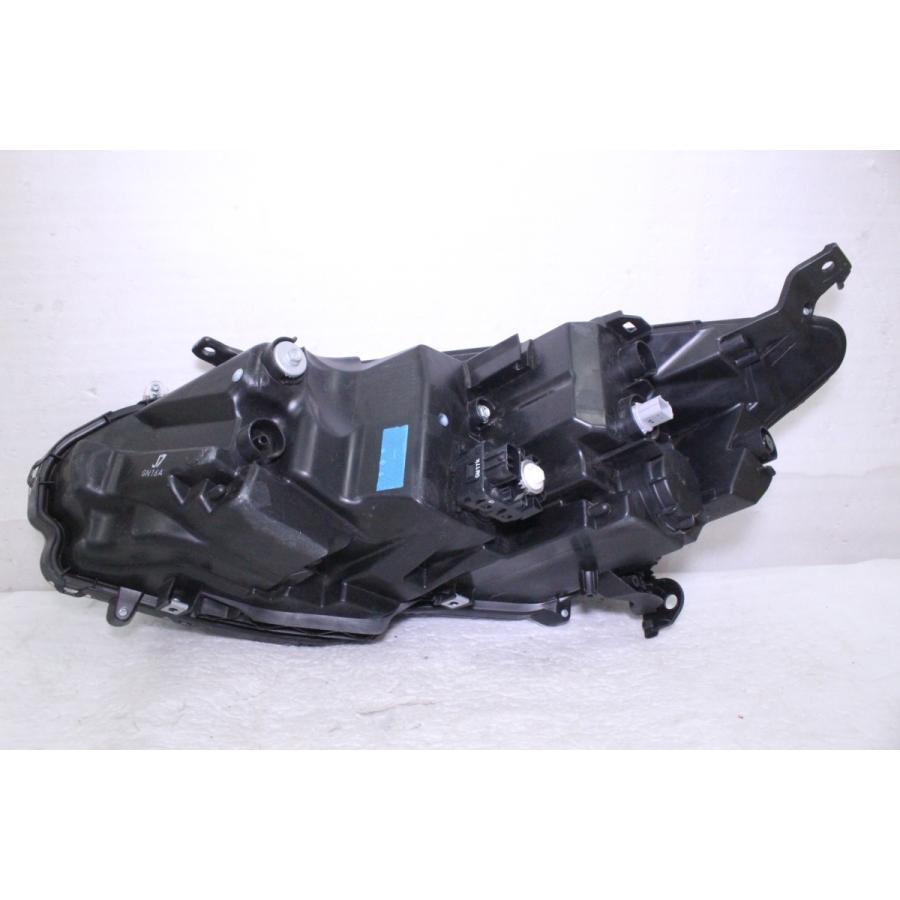 ホンダ（HONDA） 98-776-F☆美品☆後期 LED GM4/GM5 グレイス☆右