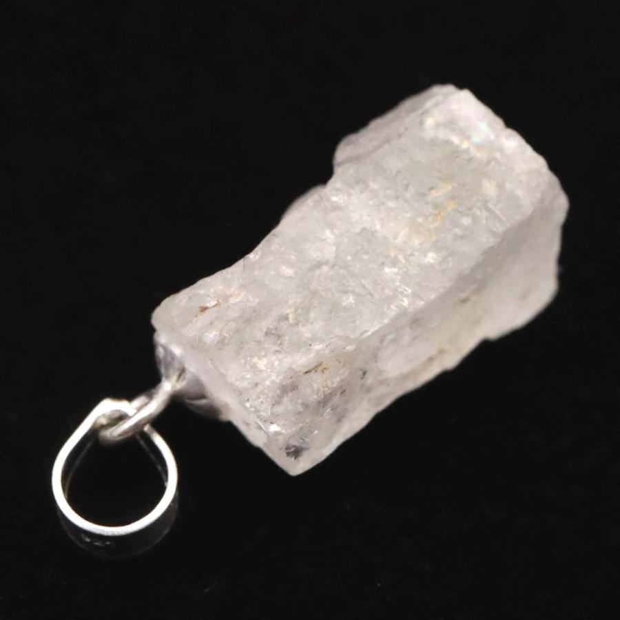 ロシア産 フェナカイト 14mm原石 ペンダントトップ 1.9g 【榎本通商11124】の画像