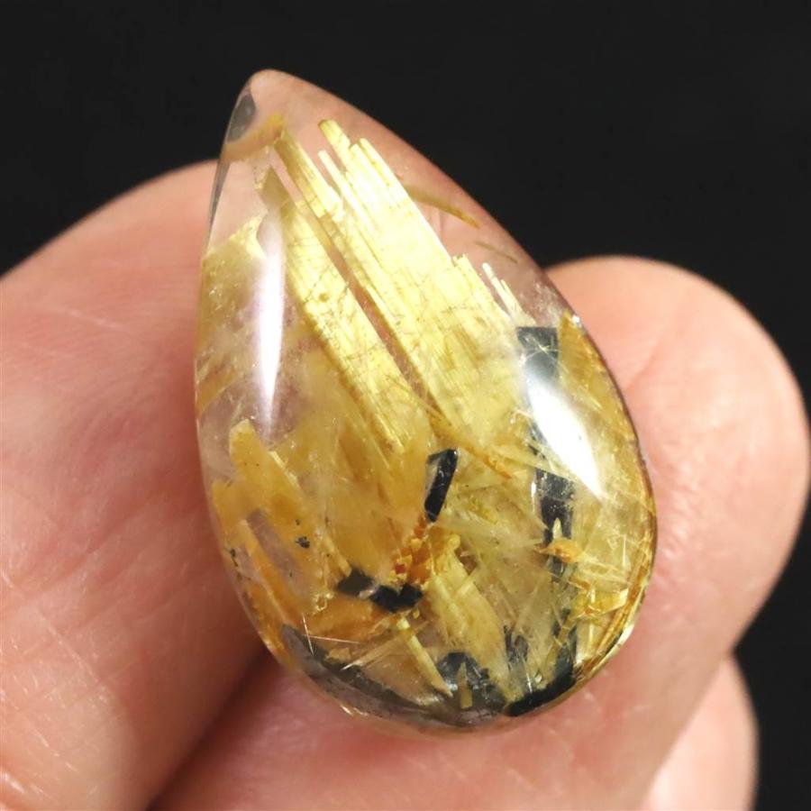 ゴールド タイチンルチル クォーツ 22.5mm ペアシェイプ ルース 16.7ct