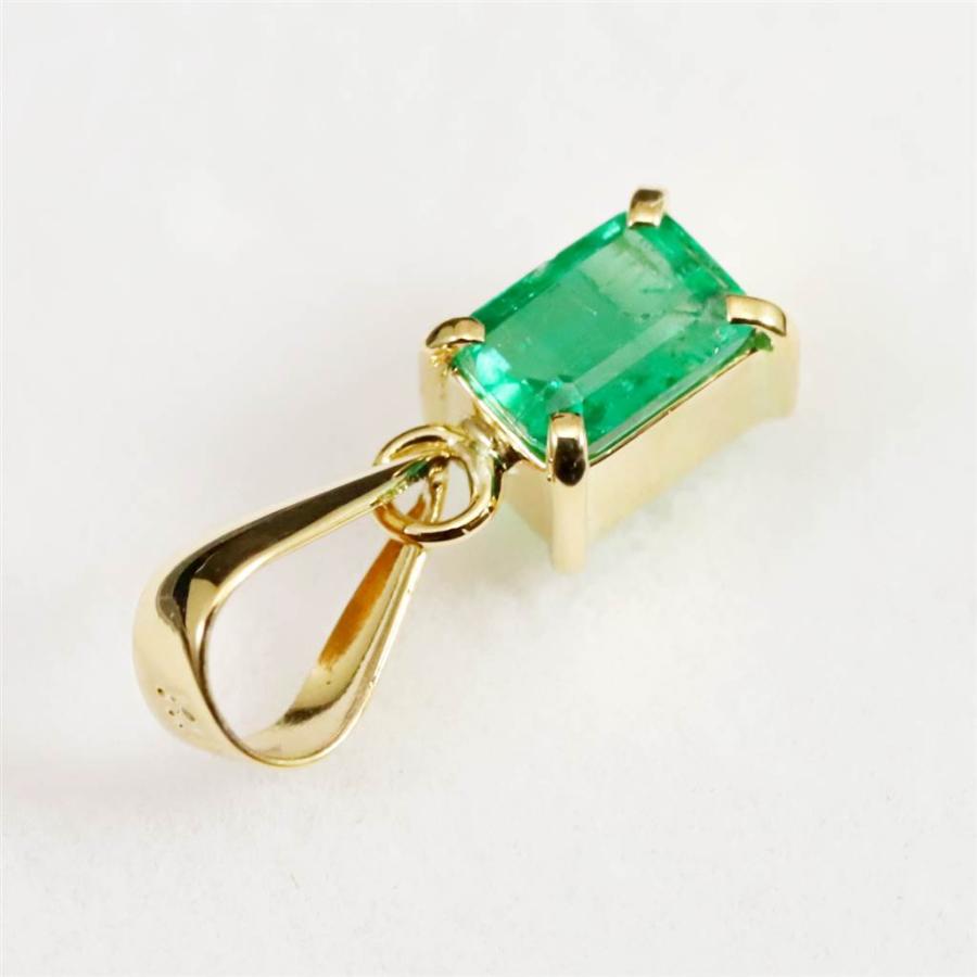 エメラルド　レクタングルカット ペンダントトップ  K18YG  0.43g 【榎本通商17135】の画像